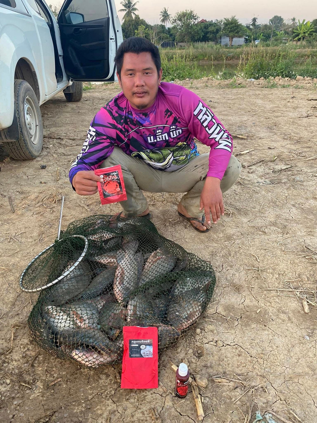 ชุดเหยื่อ 2 แถม 2  เหยื่อตกปลา หัวเชื้อตกปลา | กุ้งป่น + คาวตับ