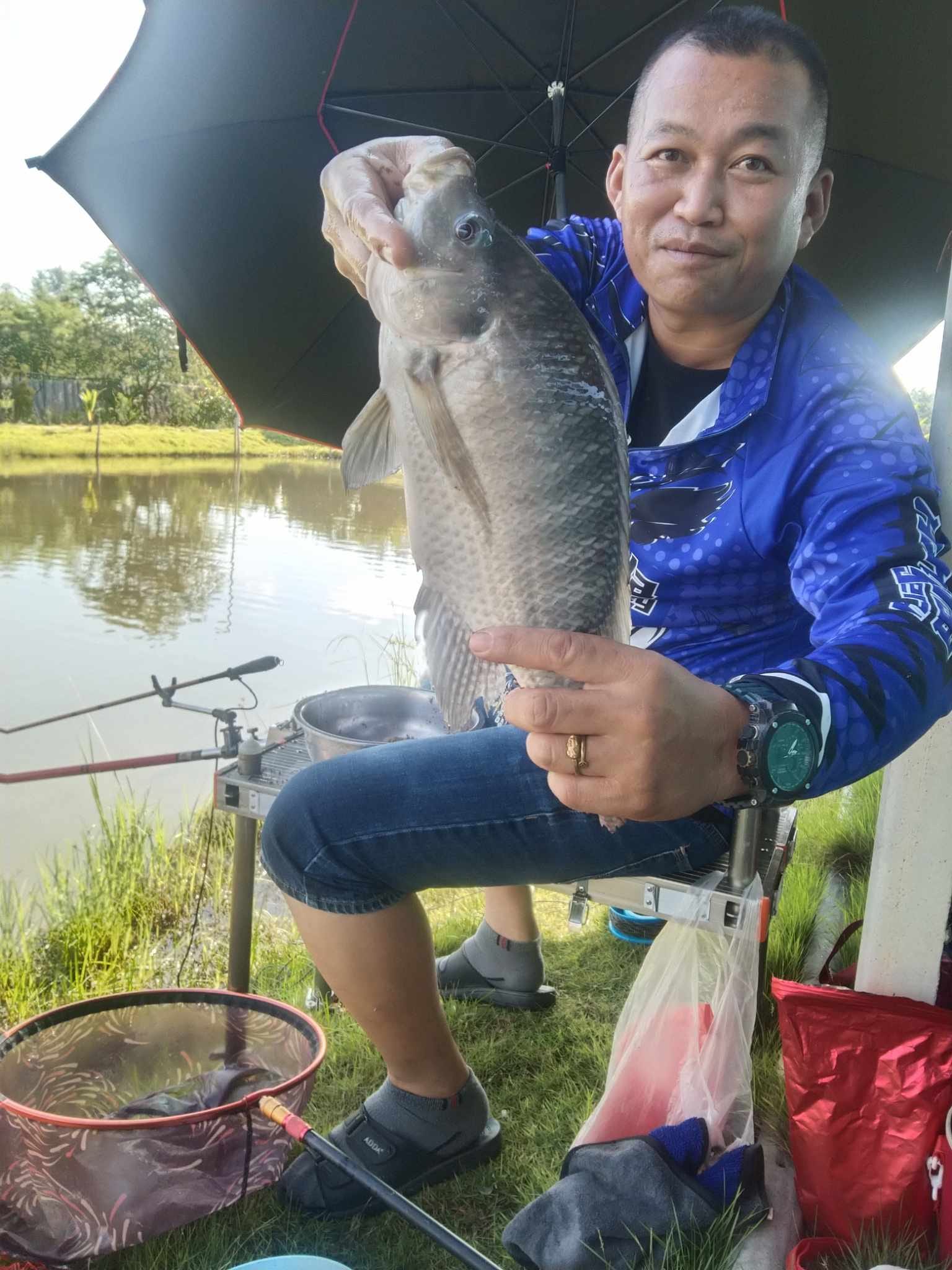 4 สหายสายหาบ (กลูเตน) | เหยื่อตกปลา หัวเชื้อตกปลา ชิงหลิว สะปิ๋ว เหยื่อปลานิล และ ปลากินพืช