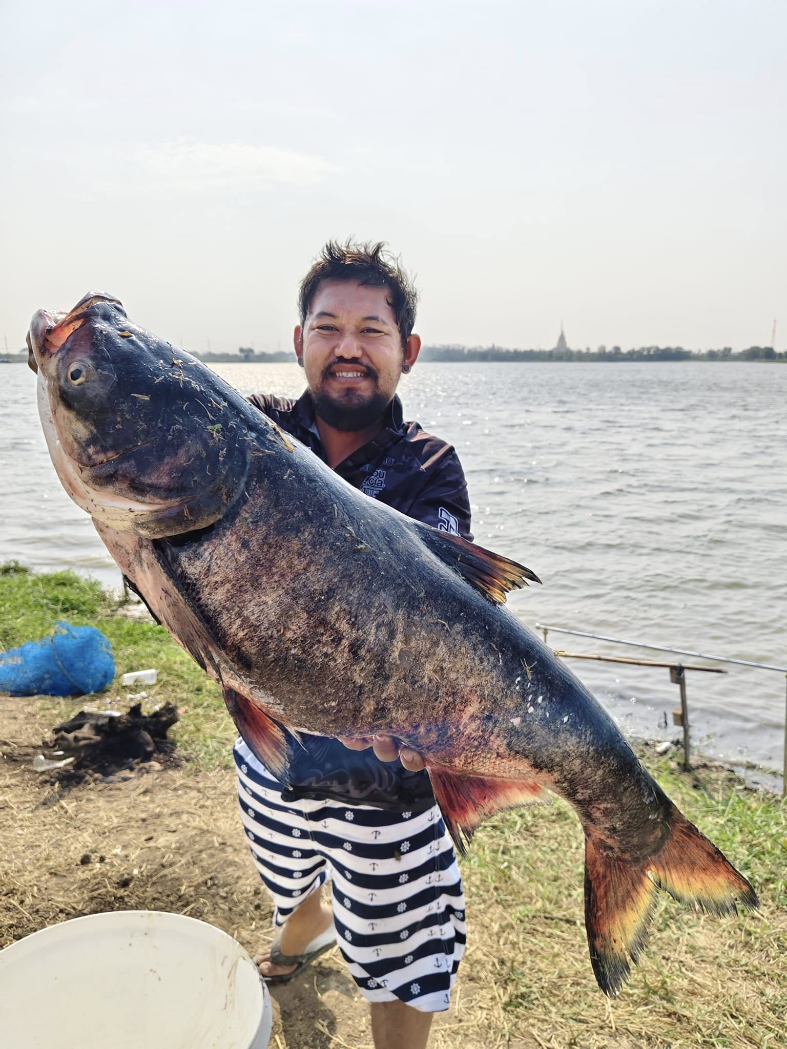 ชุดสายยาวบ่อเหมา – เหยื่อตกปลา หัวเชื้อตกปลา ปลานิล สวาย ชิงหลิว สะปิ๋ว หน้าดิน บ่อตกปลา หมายธรรมชาติ