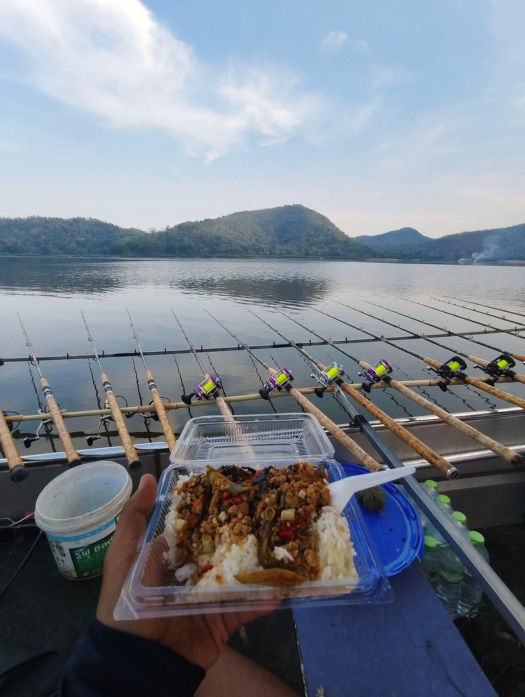 ชุดเหยื่อตกปลาจีน เหยื่อตกปลาจีน หัวเชื้อตกปลาจีน เหยื่อนวดปลาจีน ตกลอยปลาจีน บ่อเหมา ธรรมชาติ